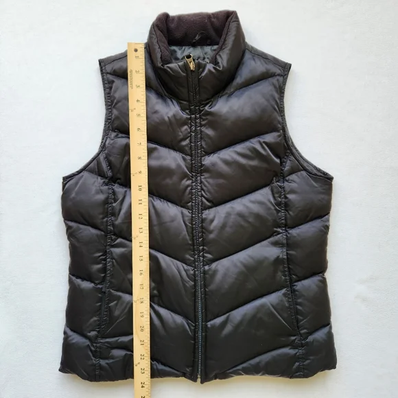 Goose Down Vest Quilted Puffer Black Fall Winter Outdoors Cabincore Warm Medium - Picture 10 of 14